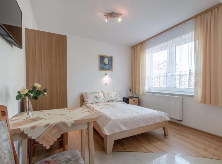 Apartamenty i pokoje Ara 