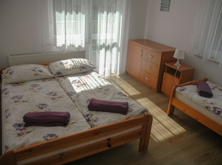 Pokoje gościnne  i apartamenty ASTRA  