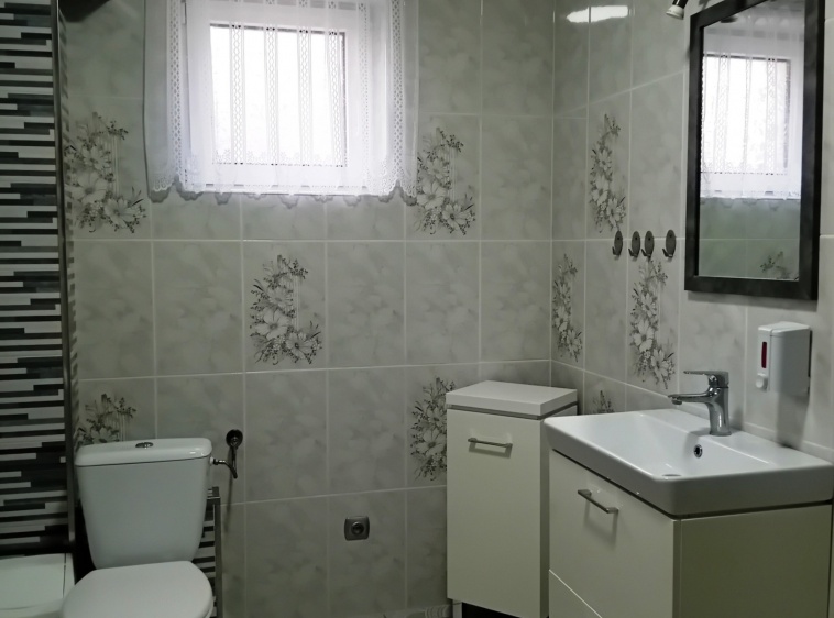 TERO kwatera prywatna ŁAZIENKA-APARTAMENT PARTER